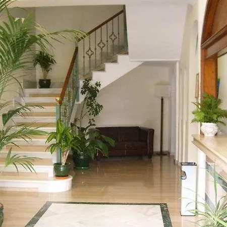 Bajamar Centro Hotel 2*