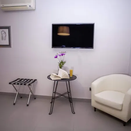 Bajamar Centro Szálloda 2*