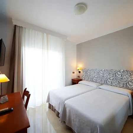 Hotell Bajamar Centro Nerja