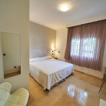 Szálloda Bajamar Centro Nerja