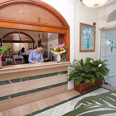 Bajamar Centro Nerja