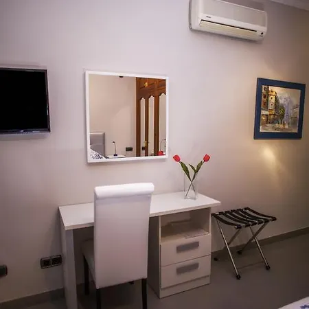 Hotell Bajamar Centro 2*