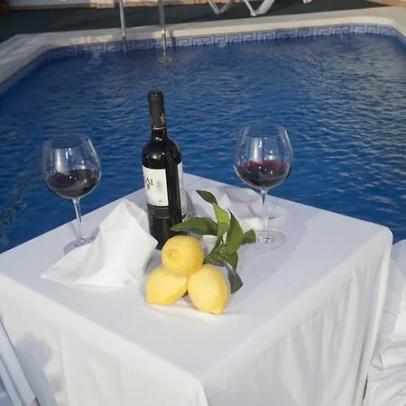 Bajamar Centro Hotell 2*